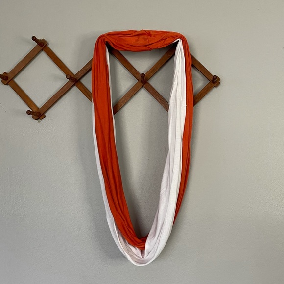 Clemson Tigers Scarf Bundle - Picture 8 of 11